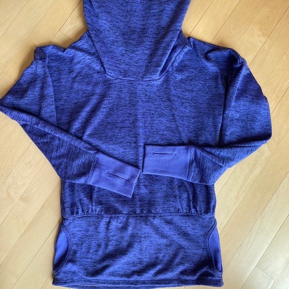 Athleta Sweater / Sweatshirt - Picture 4 of 7